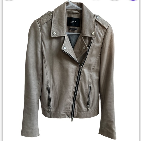 SET URBAN DELUXE Taupe Lamb Leather Short Moto Jacket Women's Size 2 - Picture 1 of 12